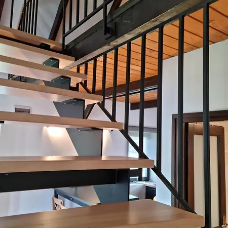 Cooles Lofthouse Mit Pool Hébergement de vacances