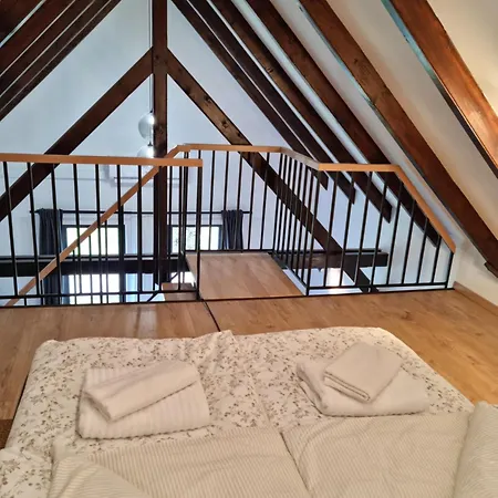 Hébergement de vacances Cooles Lofthouse Mit Pool *